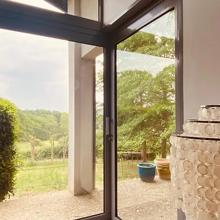 Dans Belle Maison Basque Apartment